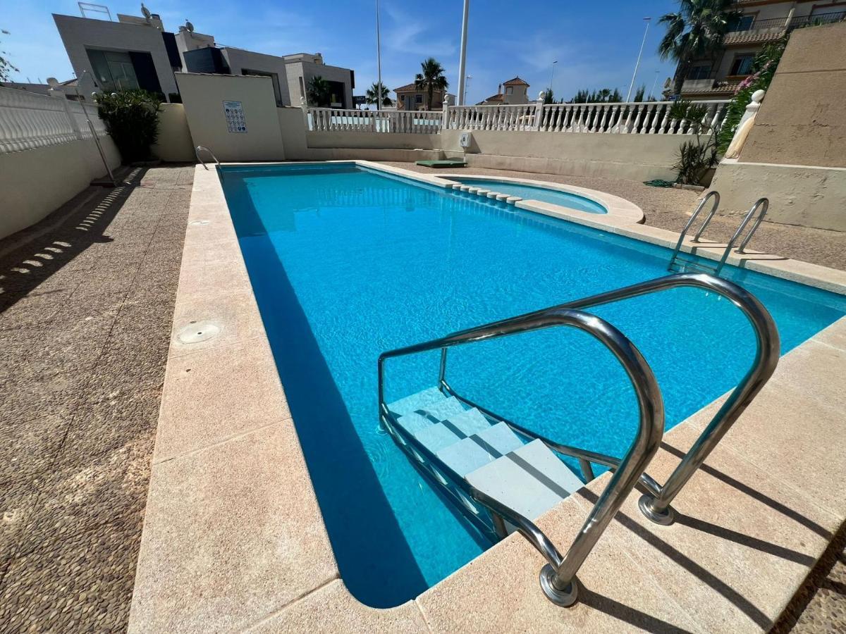 Apartment Elaine La Zenia Orihuela Exterior photo